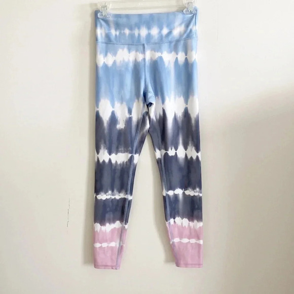 Wildfox Set hooded top and matching high rise tie dye leggings size small - Picture 12 of 16